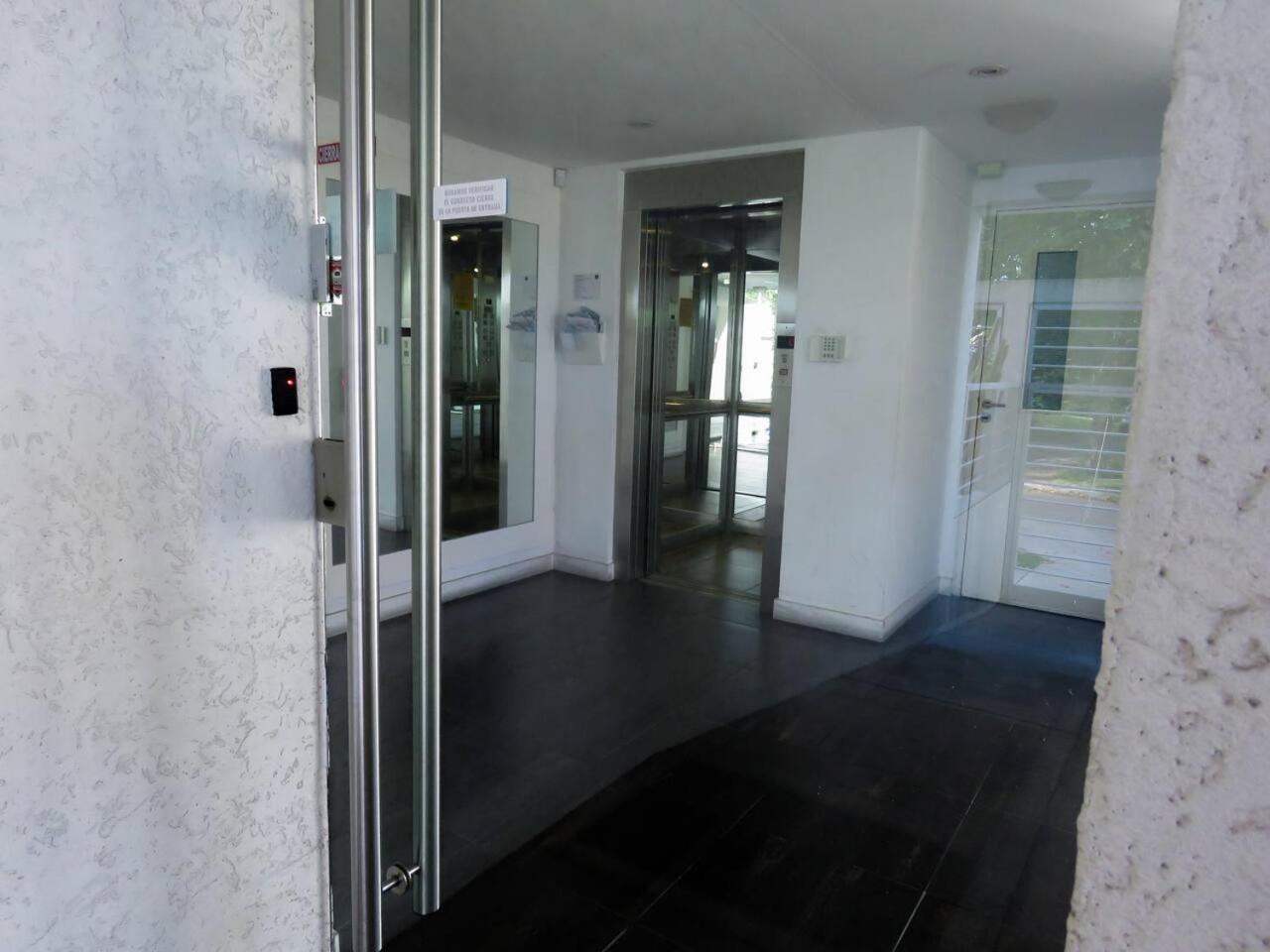 Apartment Espectacular Departamento Playa Grande/golf Club Cochera Vista Moderno Mar del Plata